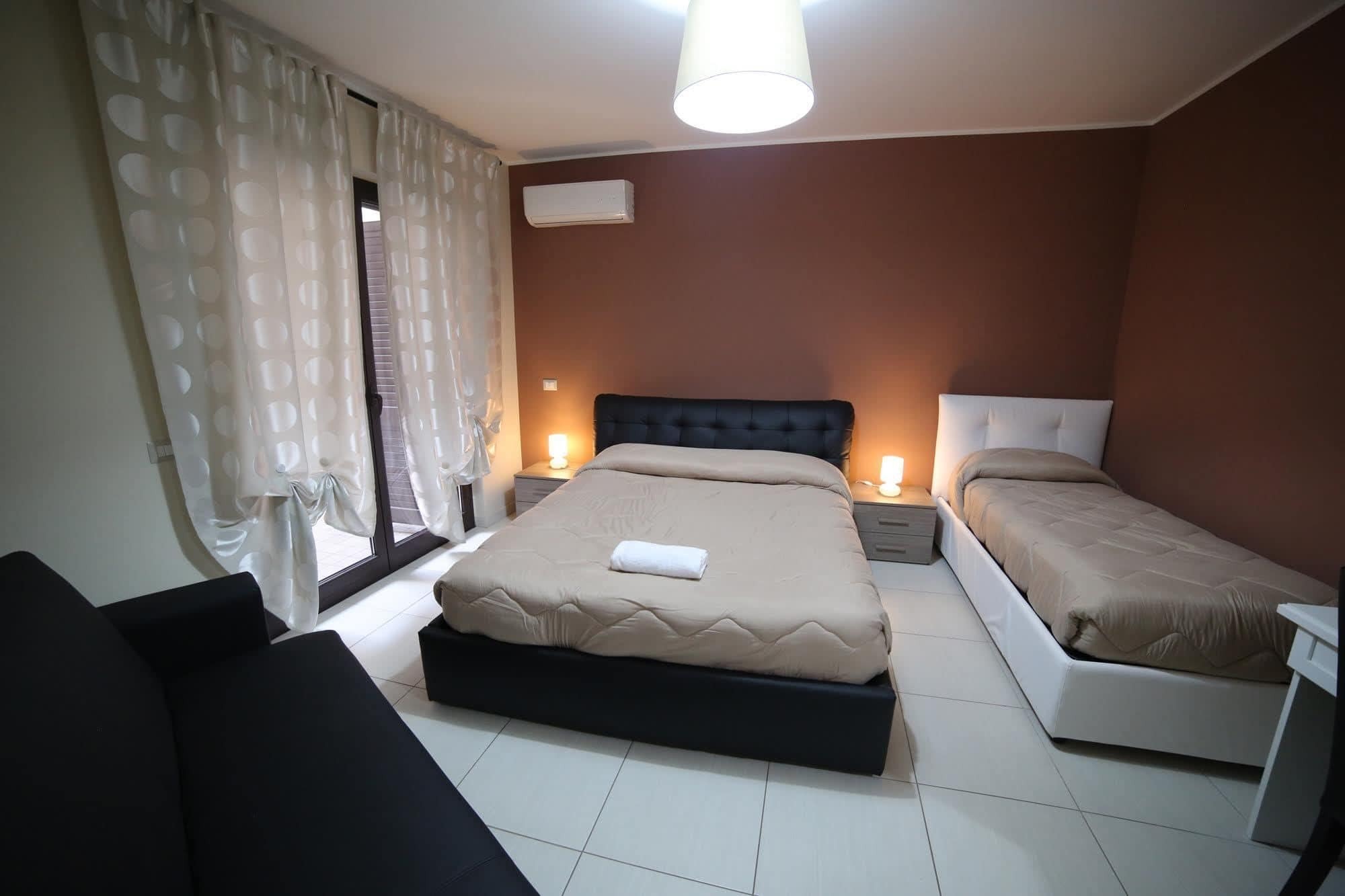B&B Ciclopi อาชิ กัสเตลโล ภายนอก รูปภาพ
